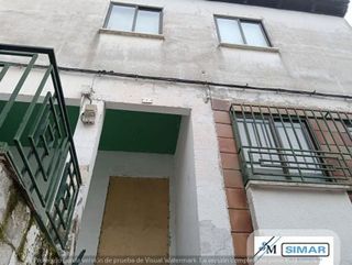 Casa adosada en venta en Villacañas