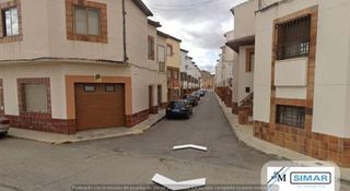 Casa adosada en venta en Villacañas