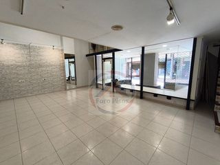 Local comercial en alquiler en Xàtiva