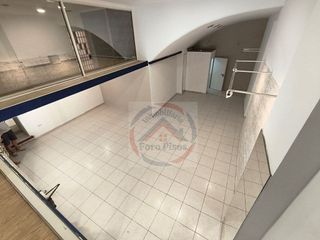 Local comercial en alquiler en Xàtiva