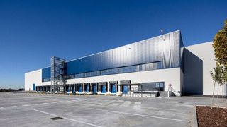 Nave industrial en alquiler en Los Olivos - Los Ángeles - Perales del río en Getafe