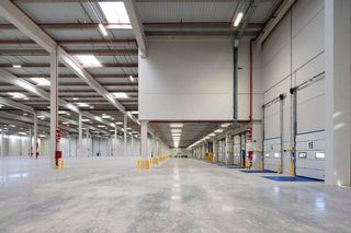 Nave industrial en alquiler en Los Olivos - Los Ángeles - Perales del río en Getafe