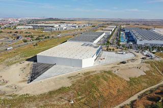 Nave industrial en alquiler en Los Olivos - Los Ángeles - Perales del río en Getafe