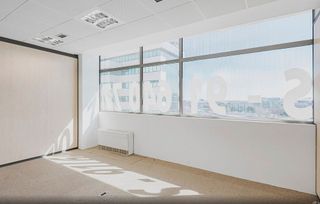 Oficina en alquiler en Aeropuerto en Madrid