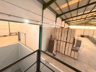 Nave industrial en alquiler en El Travaló - Martínez Valero en Elche