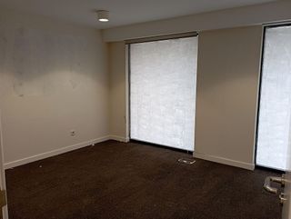 Local comercial en alquiler en Jerónimos en Madrid