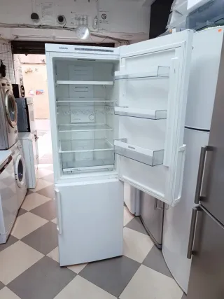Frigorífico 'SIEMENS' combi no frost
