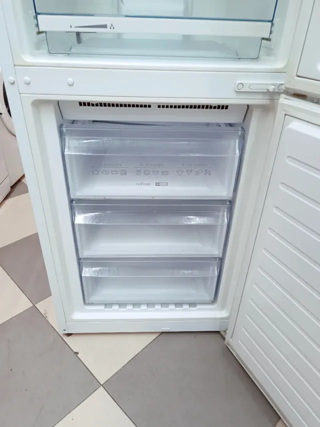 Frigorífico 'SIEMENS' combi no frost