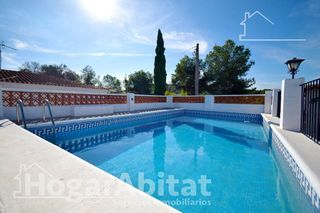 Chalet en venta en Vilamarxant