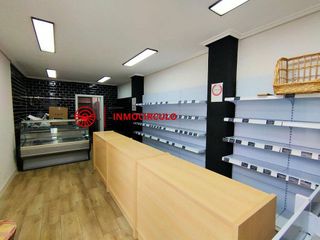 Local comercial en alquiler en Hospital - G3 - G2 en Burgos