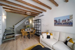 Ático en alquiler en Universidad - Malasaña en Madrid