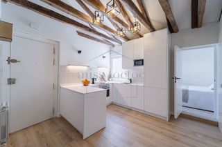 Ático en alquiler en Universidad - Malasaña en Madrid