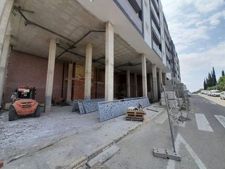 Local comercial en alquiler en Zona Universitaria  en Bormujos