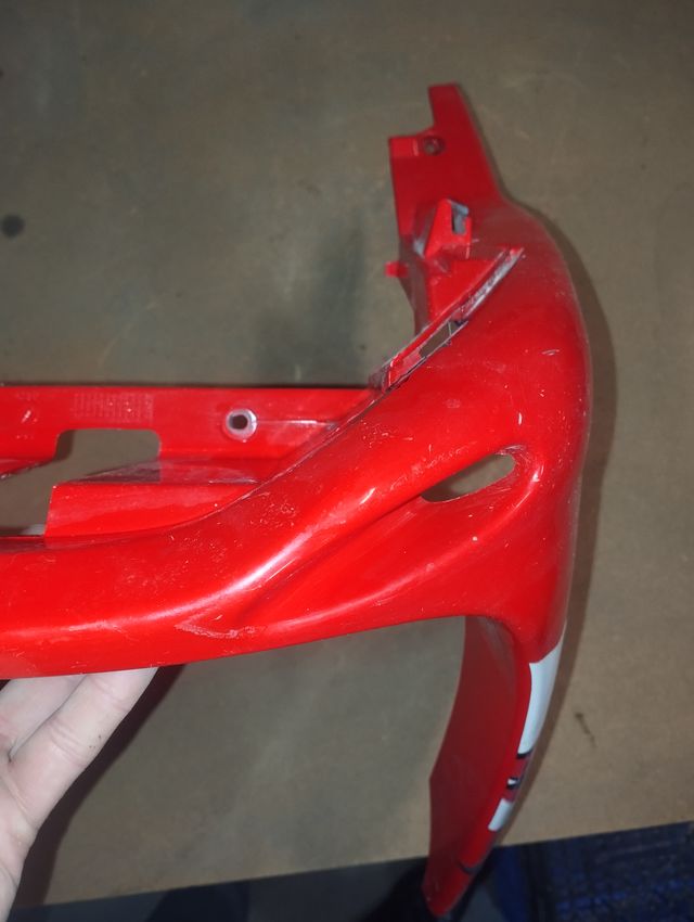 Escudo frontal Yamaha Aerox