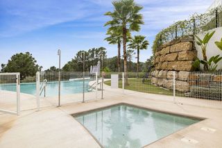 Piso en alquiler en Zona Norte en Estepona