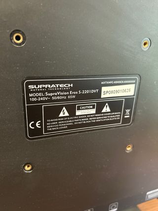 TV Supratech S2201DVT con REPRODUCTOR