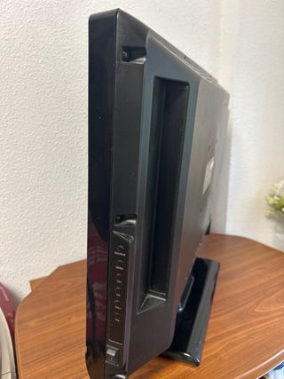 TV Supratech S2201DVT con REPRODUCTOR