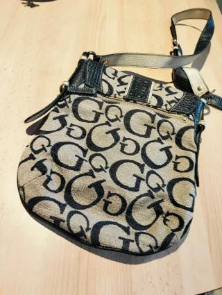 Bolso Guess Vintage Beige y Negro