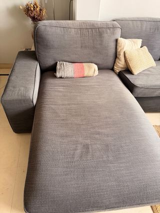 Sofá KIVIK 4 plazas con chaiselongue