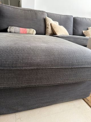 Sofá KIVIK 4 plazas con chaiselongue
