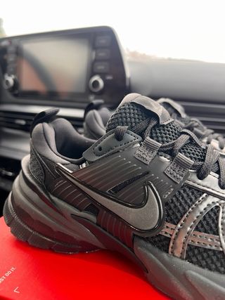 Zapatillas Nike V2K Run