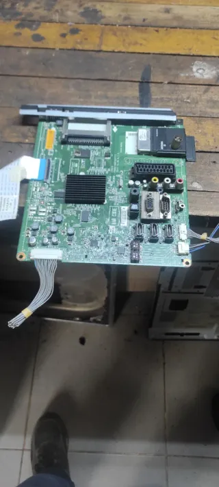 Placa Base LG 32LE4500
