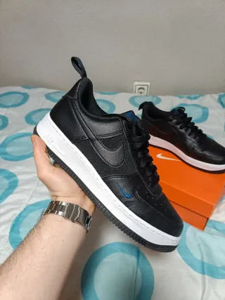Nike Air Force 1 Negras y Azules