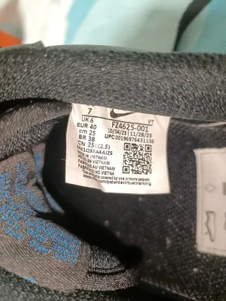 Nike Air Force 1 Negras y Azules