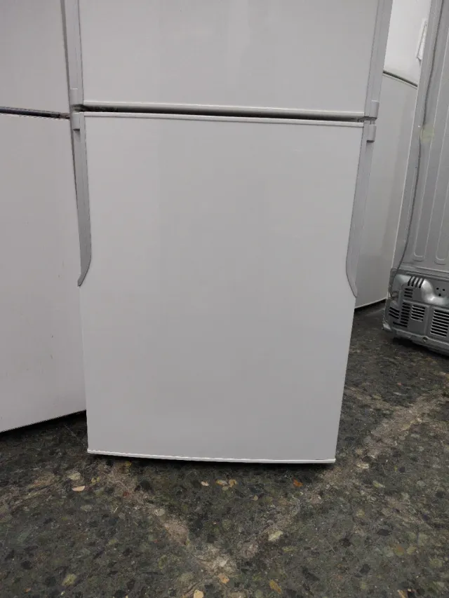 Nevera Panasonic Blanca. N406