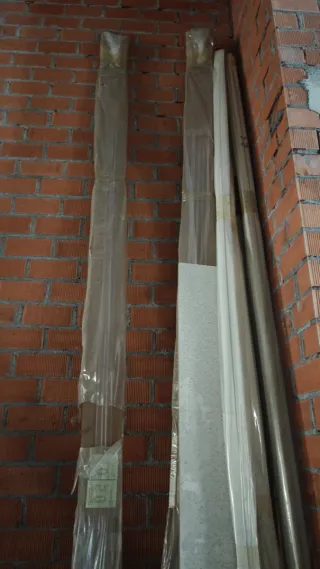 Zócalos y molduras de madera