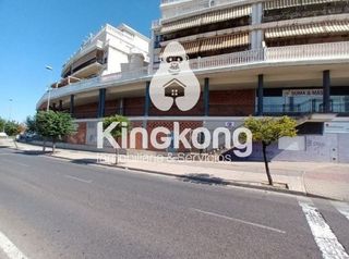 Local comercial en venta en Los Villares en Arganda del Rey