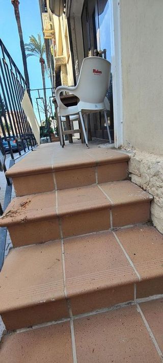 Local comercial en venta en El Bajondillo en Torremolinos