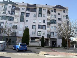 Local comercial en venta en AVE - Villimar en Burgos