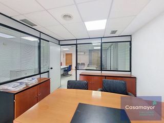 Oficina en venta en Centro en Alicante
