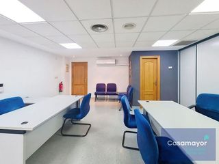 Oficina en venta en Centro en Alicante