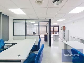 Oficina en venta en Centro en Alicante