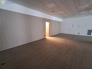 Local comercial en venta en Gamonal en Burgos