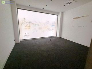 Local comercial en venta en Gamonal en Burgos