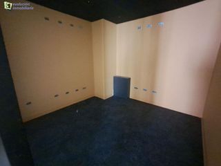 Local comercial en venta en Gamonal en Burgos