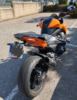 Kawasaki Z800 ABS Naranja y Negra
