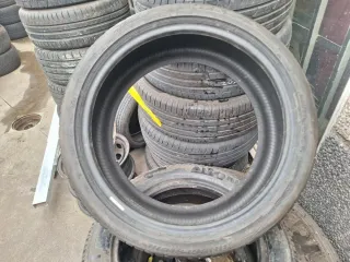255 35 R19 96Y Bridgestone - 1 neumático +85%
