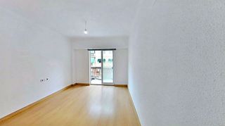 Piso en venta en Carolinas Altas en Alicante