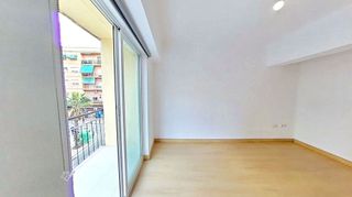 Piso en venta en Carolinas Altas en Alicante