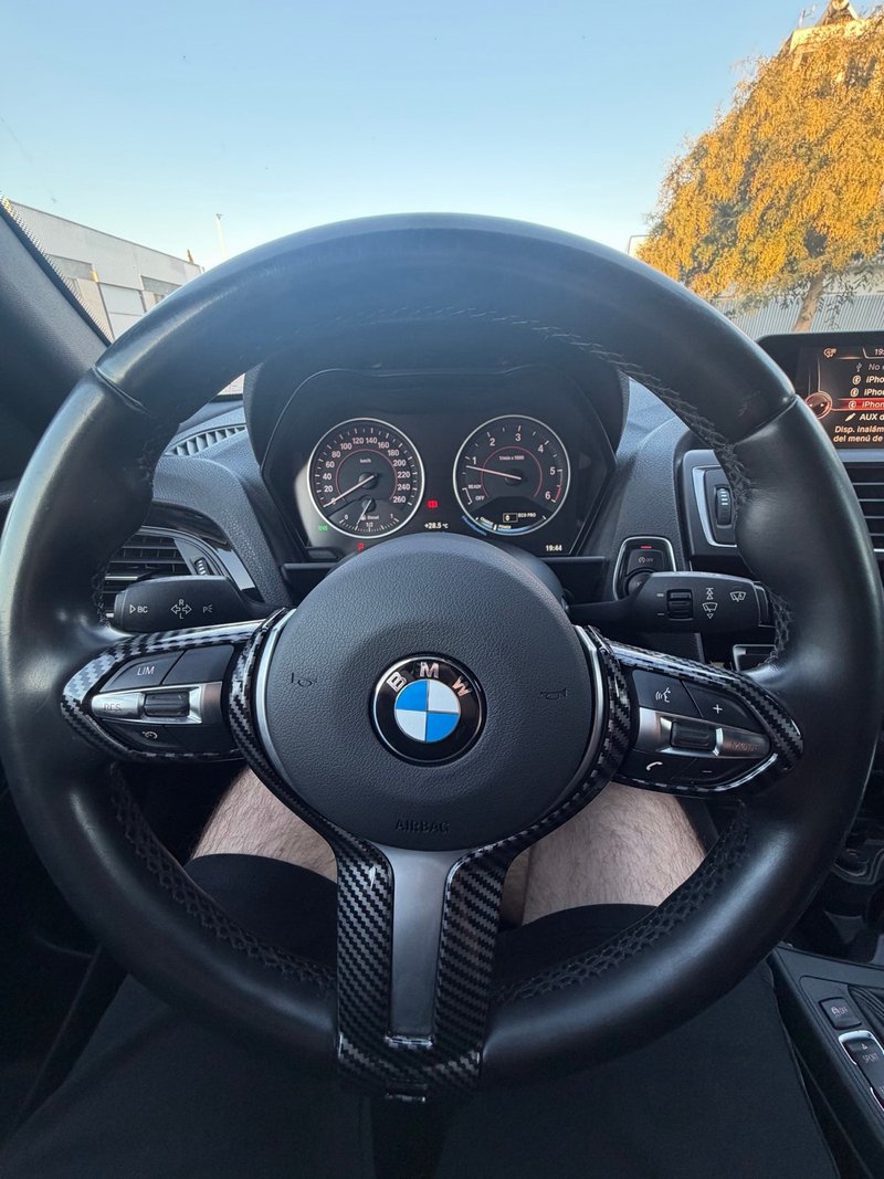 BMW Serie 1 2016, foto 9