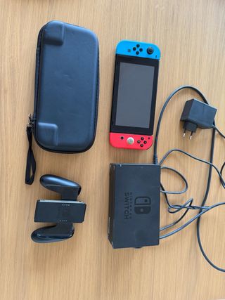 Nintendo Switch Azul y Rojo