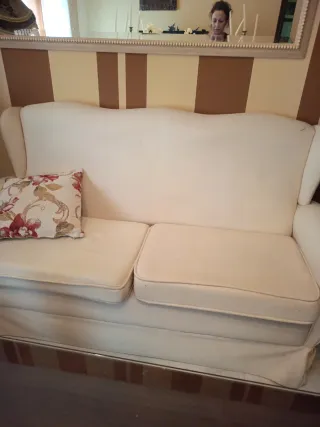 Sofá 3 plazas +dos descalzadoras antiguas d regalo
