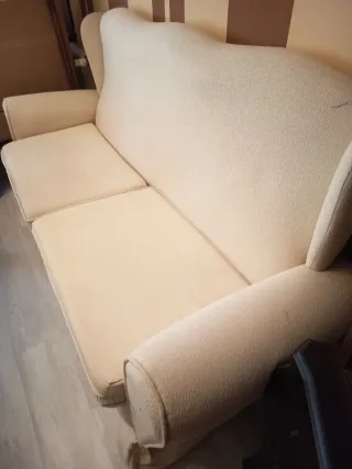 Sofá 3 plazas +dos descalzadoras antiguas d regalo