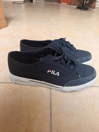 Scarpe Fila nere e bianche