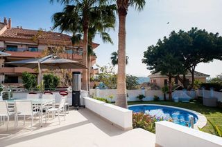 Chalet en alquiler en Río Real en Marbella