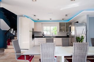 Chalet en alquiler en Río Real en Marbella